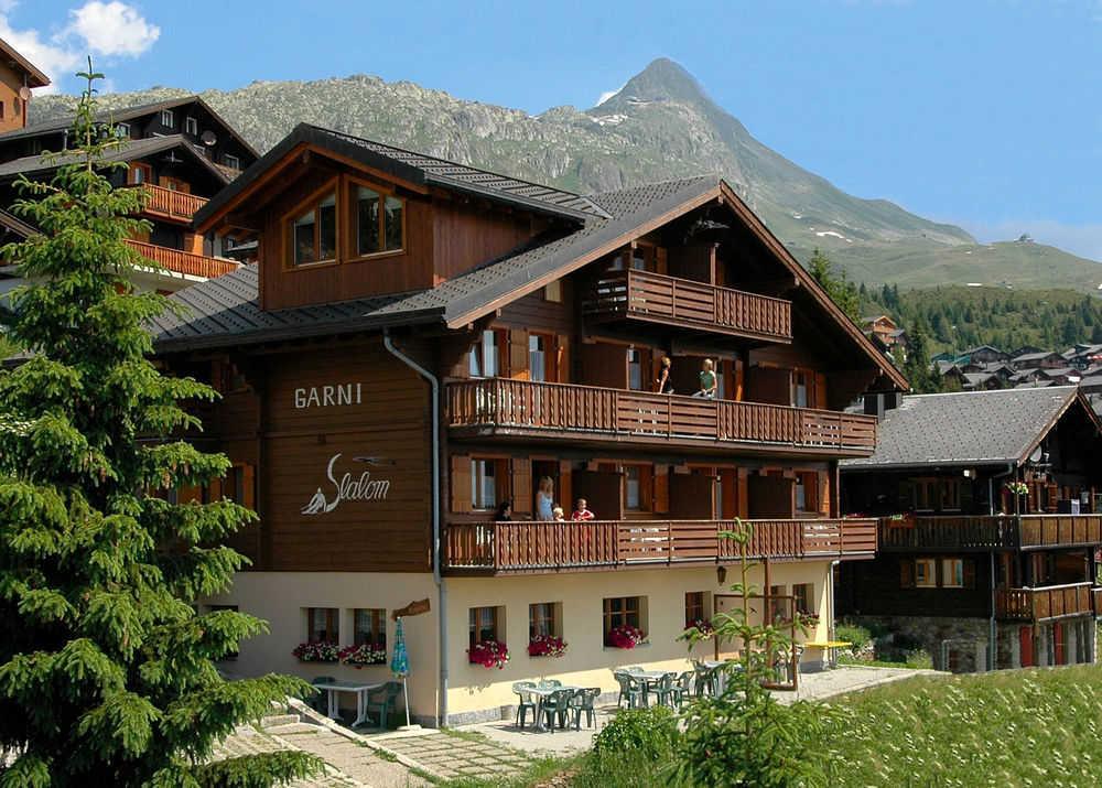 Slalom Hotel 3*